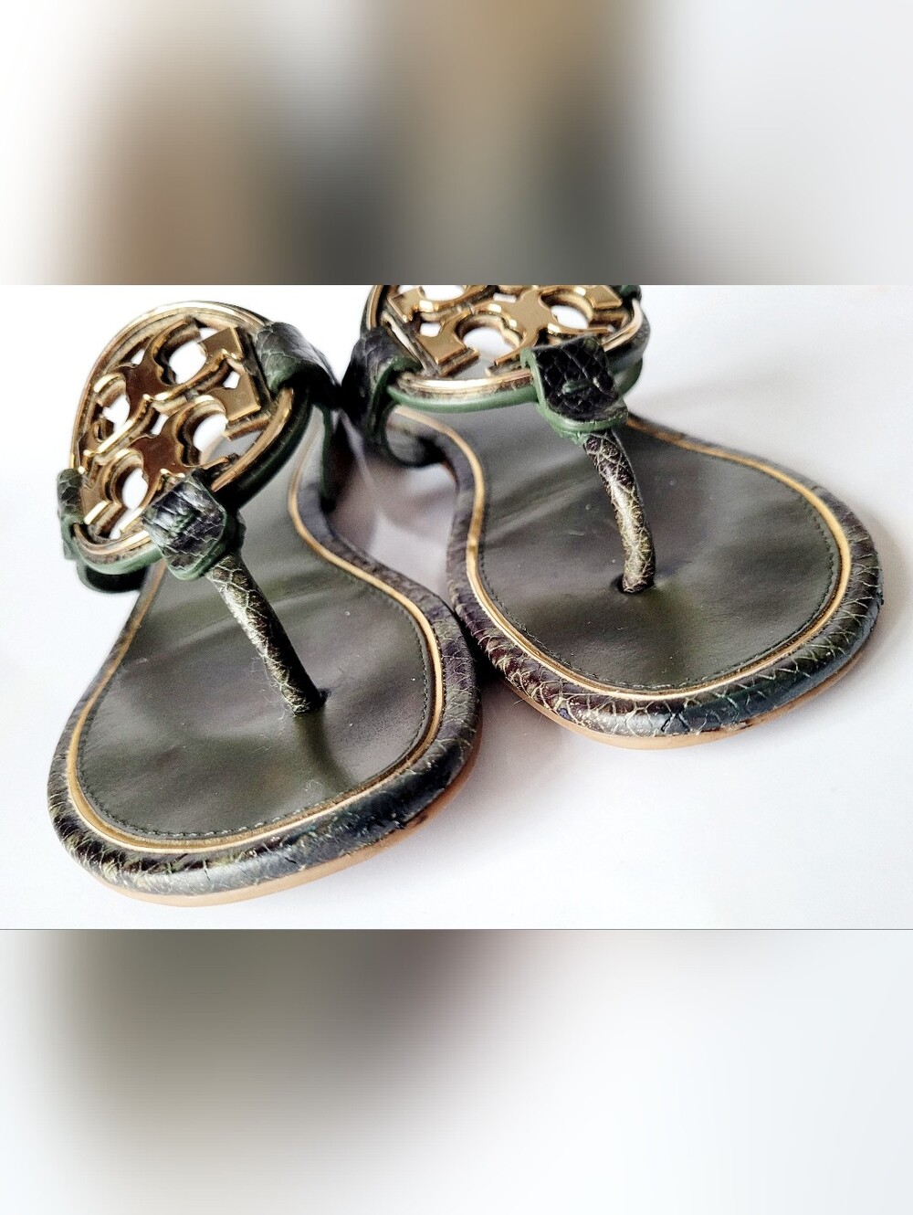 Tory Burch Miller Python Metal Medallion Thong Sandals Genuine Leather US 7 - Picture 13 of 16